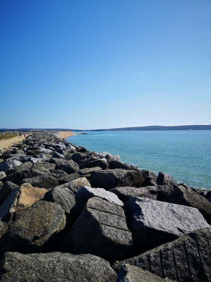Pebble Bay Retreat Villa Milford on Sea Eksteriør bilde